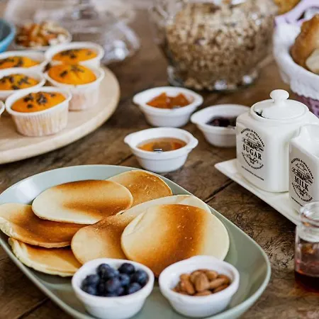 Dall Ingles Bed & Breakfast *